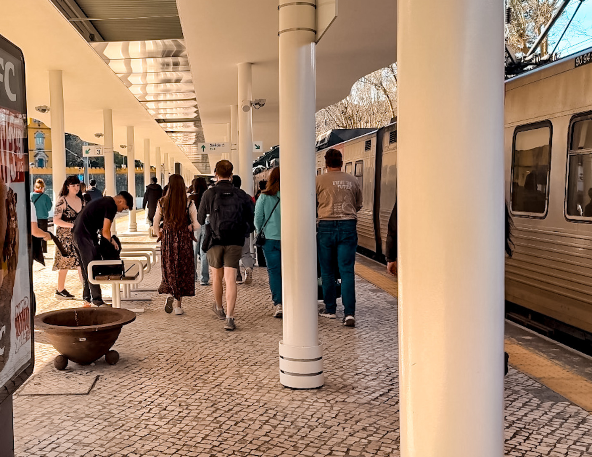 How to Get from Lisbon to Sintra (2).png